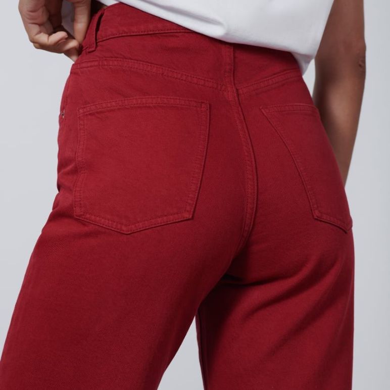 XNWMNZ Pants For Women Fashion Jeans Pockets Red Wide-leg Jeans Vintage High Waist Zipper Fly Female Denim Trousers Xmas